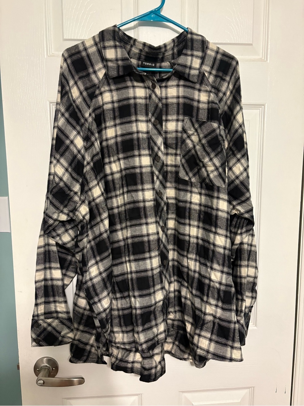 Torrid raglan plaid relaxed shirt - Deep black